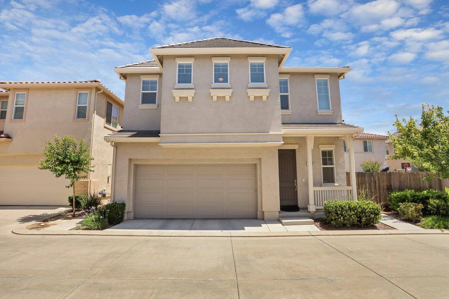 Modesto, CA 95355,3979 Purple Finch LN