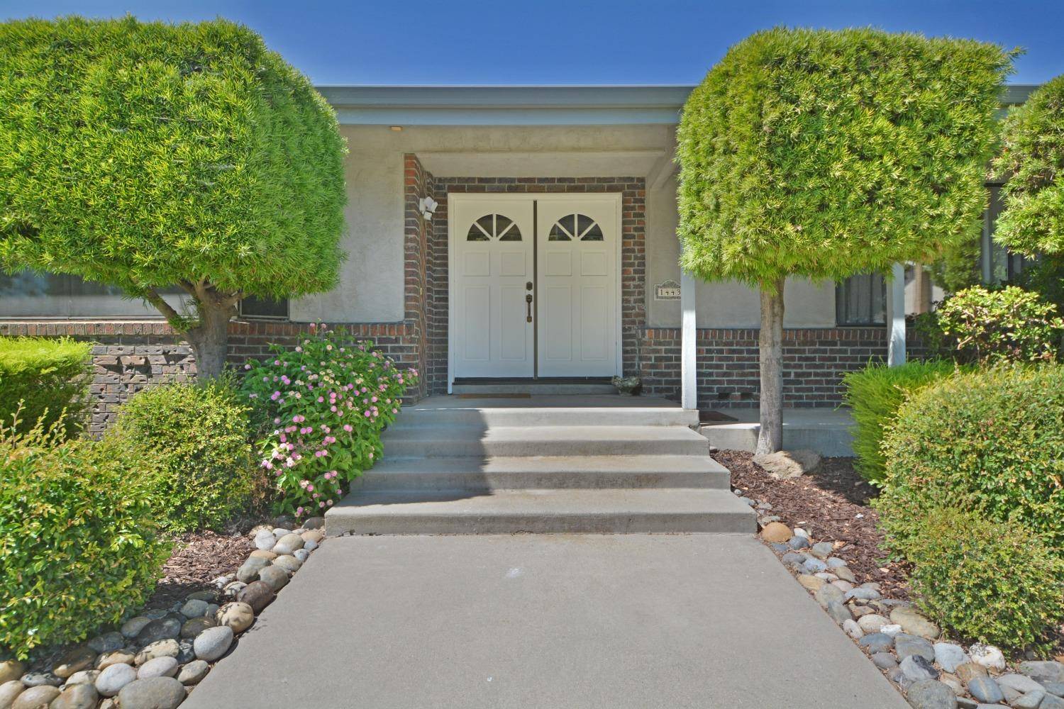 Lodi, CA 95242,1443 W Tokay ST