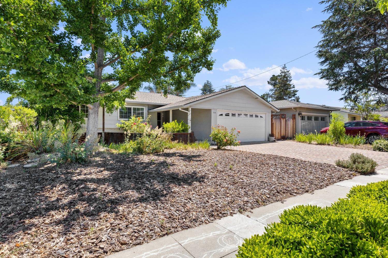 Campbell, CA 95008,554 SOBRATO DR