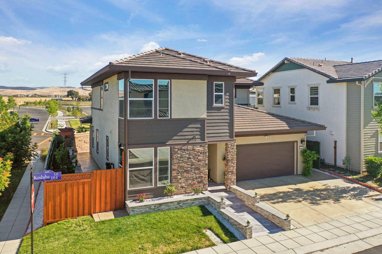 Mountain House, CA 95391,220 E Koshiba PL