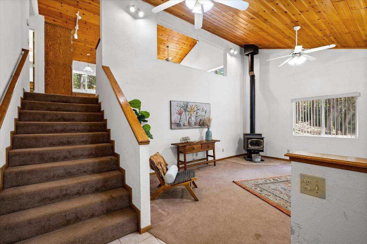 Pine Grove, CA 95665,14360 Pine Cone LN