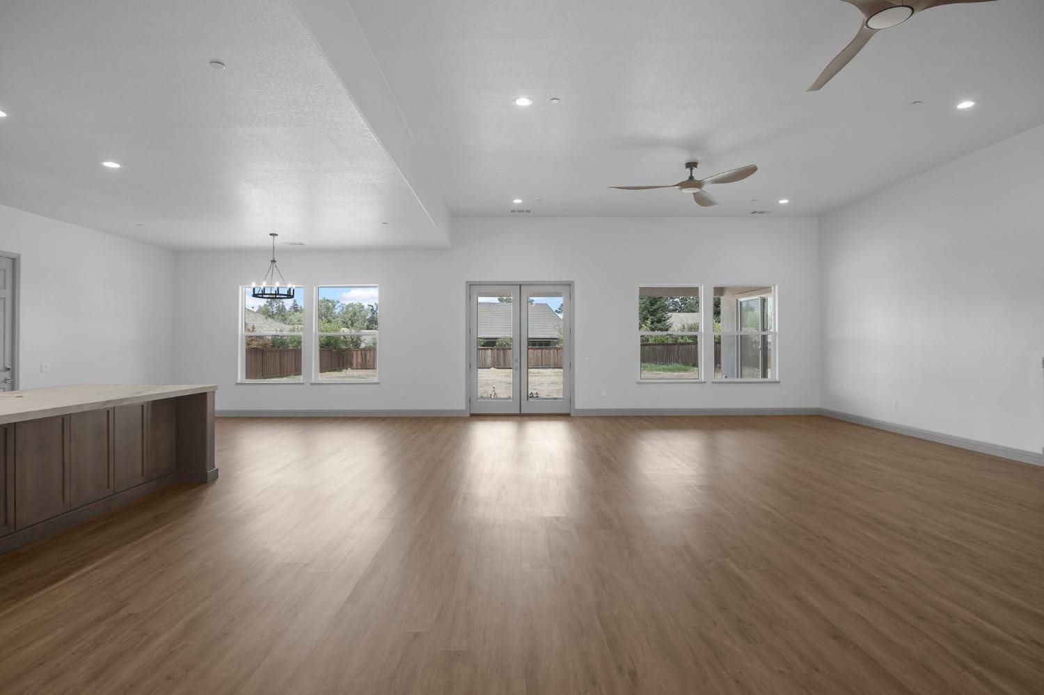 Oakdale, CA 95361,10219 Fox Borough DR