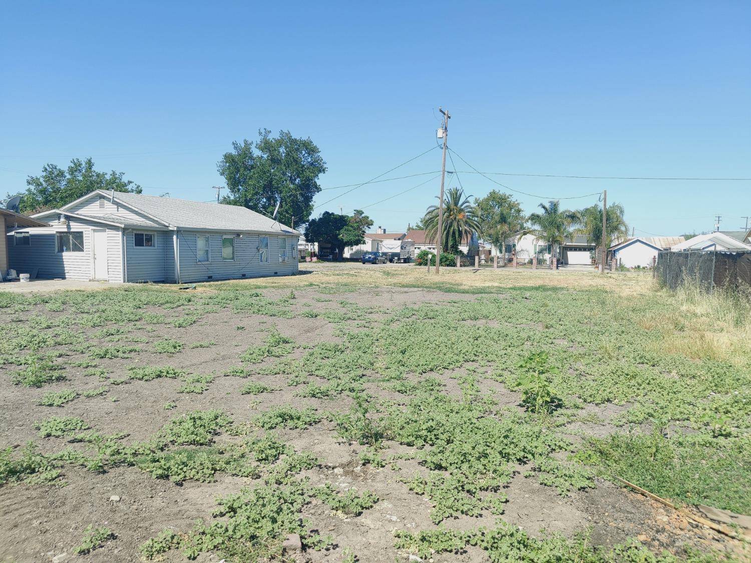 Robbins, CA 95676,17852 Pepper ST