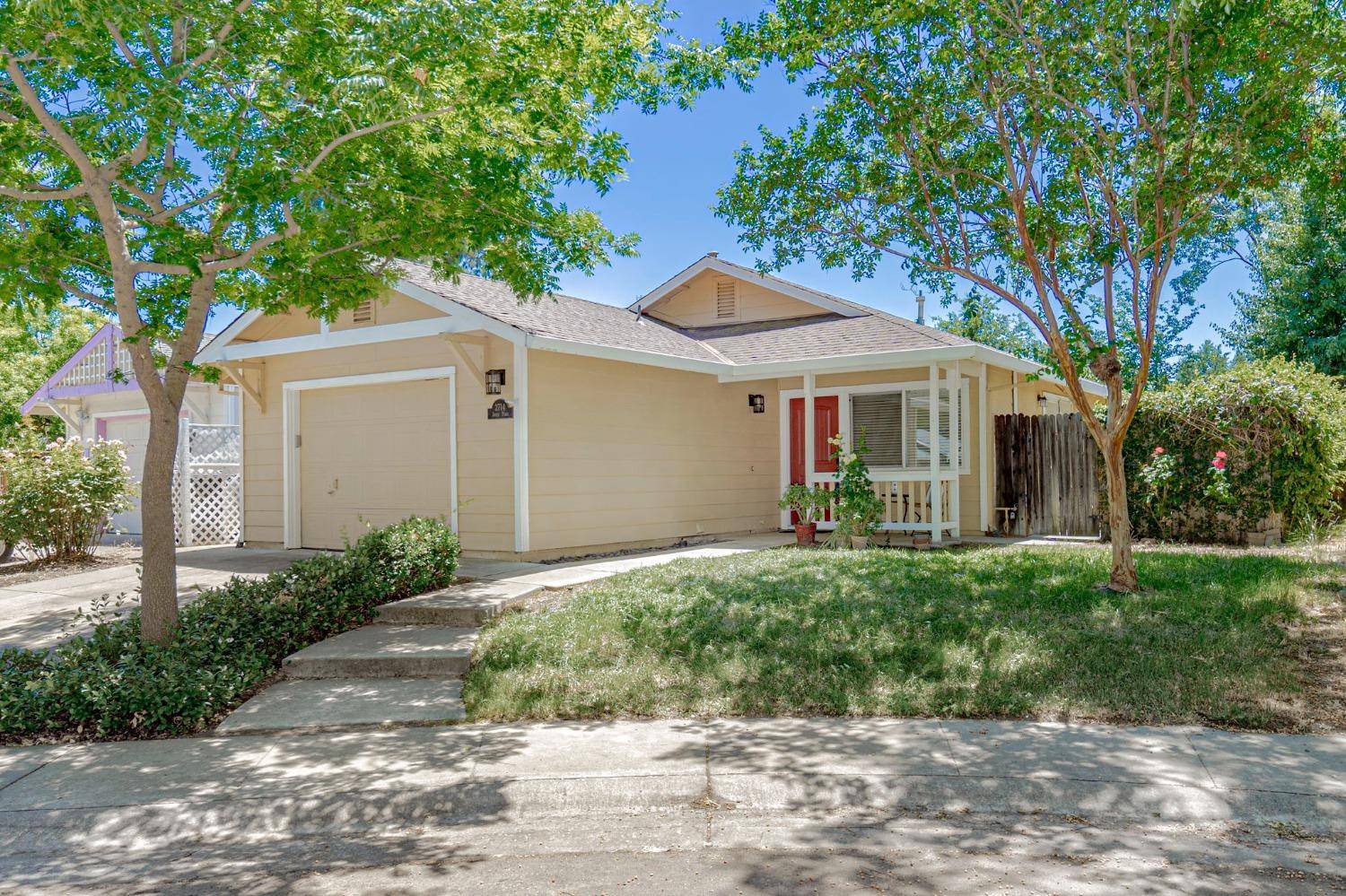 Davis, CA 95618,2714 Javier PL