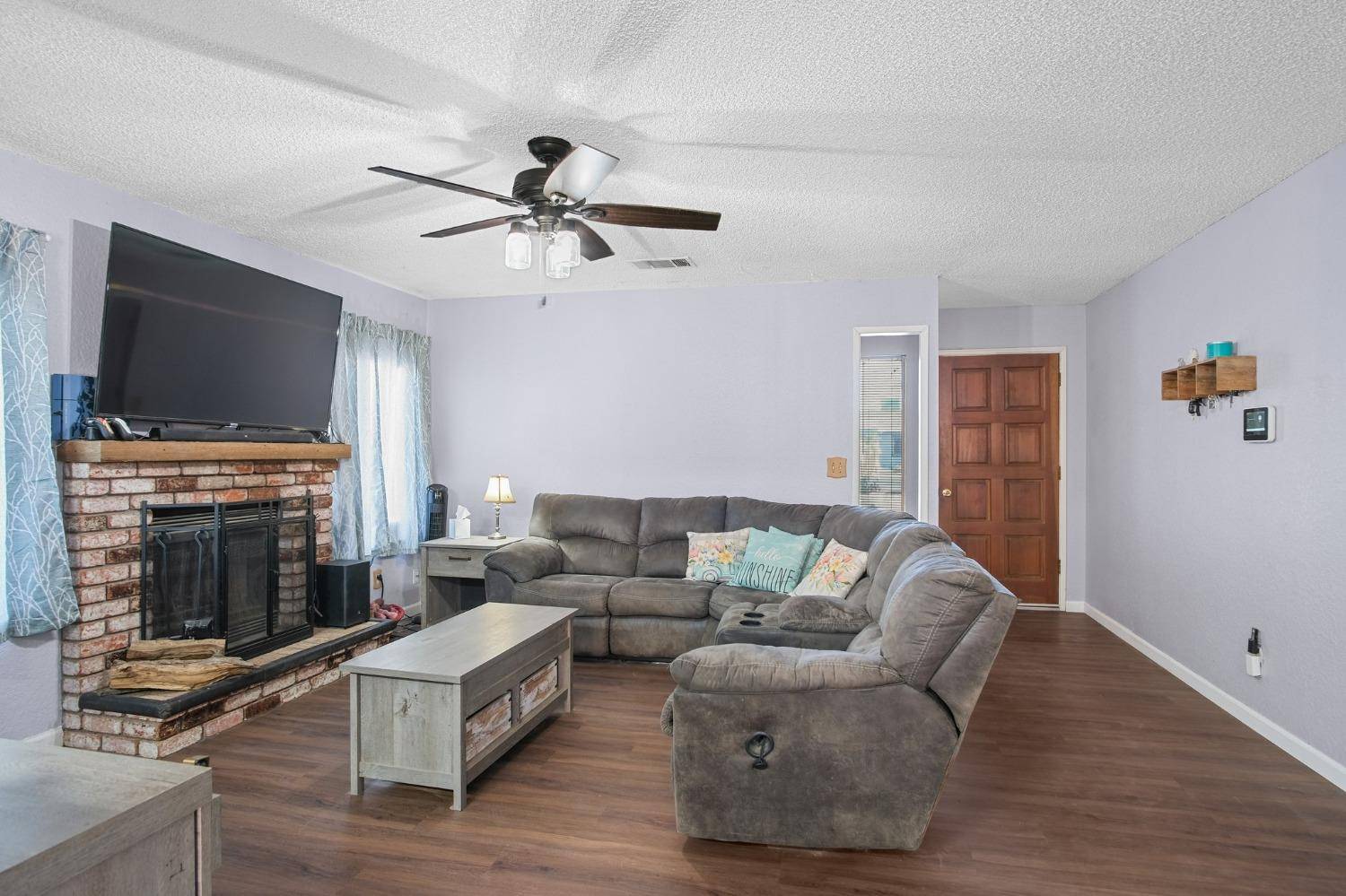 Hilmar, CA 95324,20324 Rhinestone DR