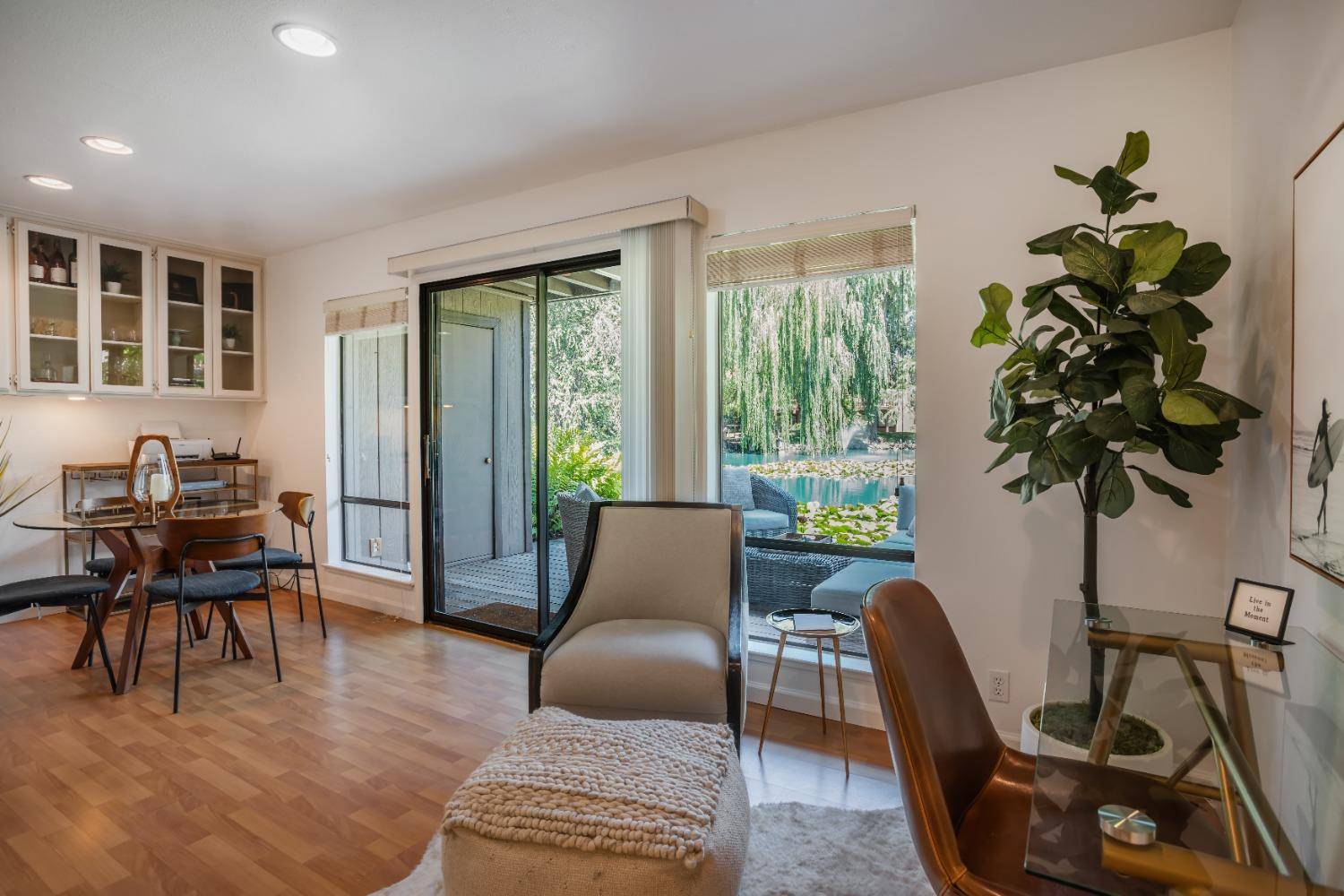 Sacramento, CA 95825,2420 Larkspur LN #223