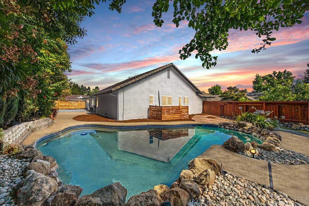 Roseville, CA 95661,1714 Moraga WAY