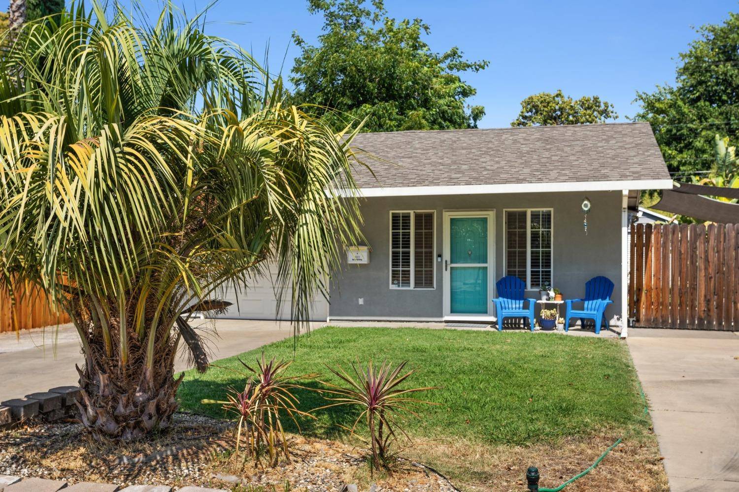 Sacramento, CA 95820,4221 51st ST