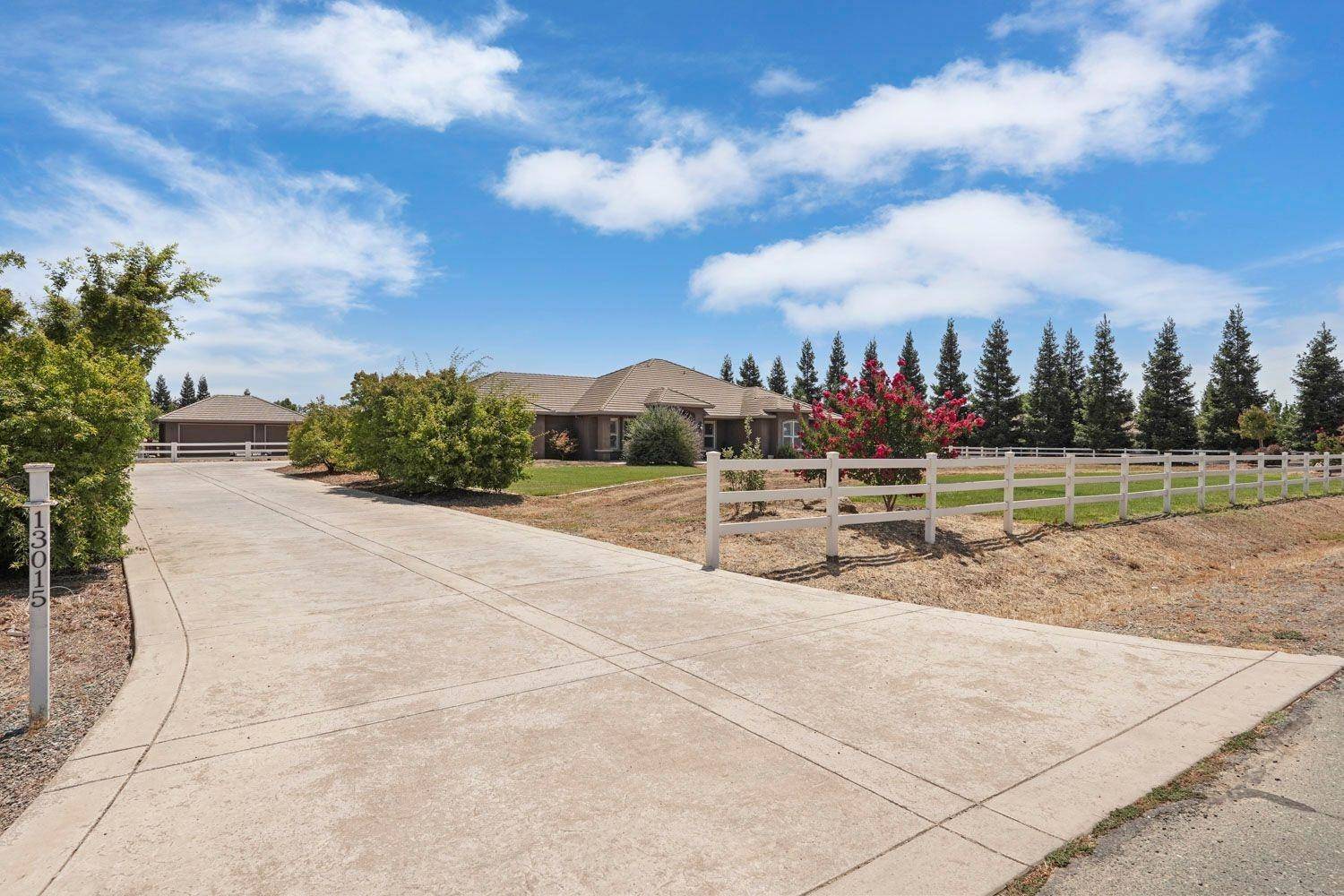 Galt, CA 95632,13015 Saddle Crest CIR