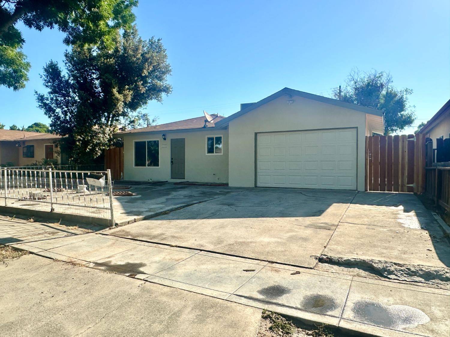 Newman, CA 95360,1152 Q ST