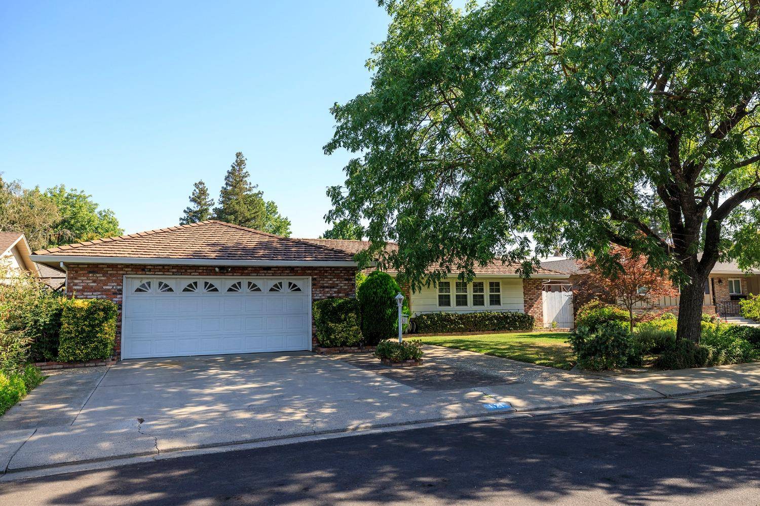 Modesto, CA 95356,621 Violet ST