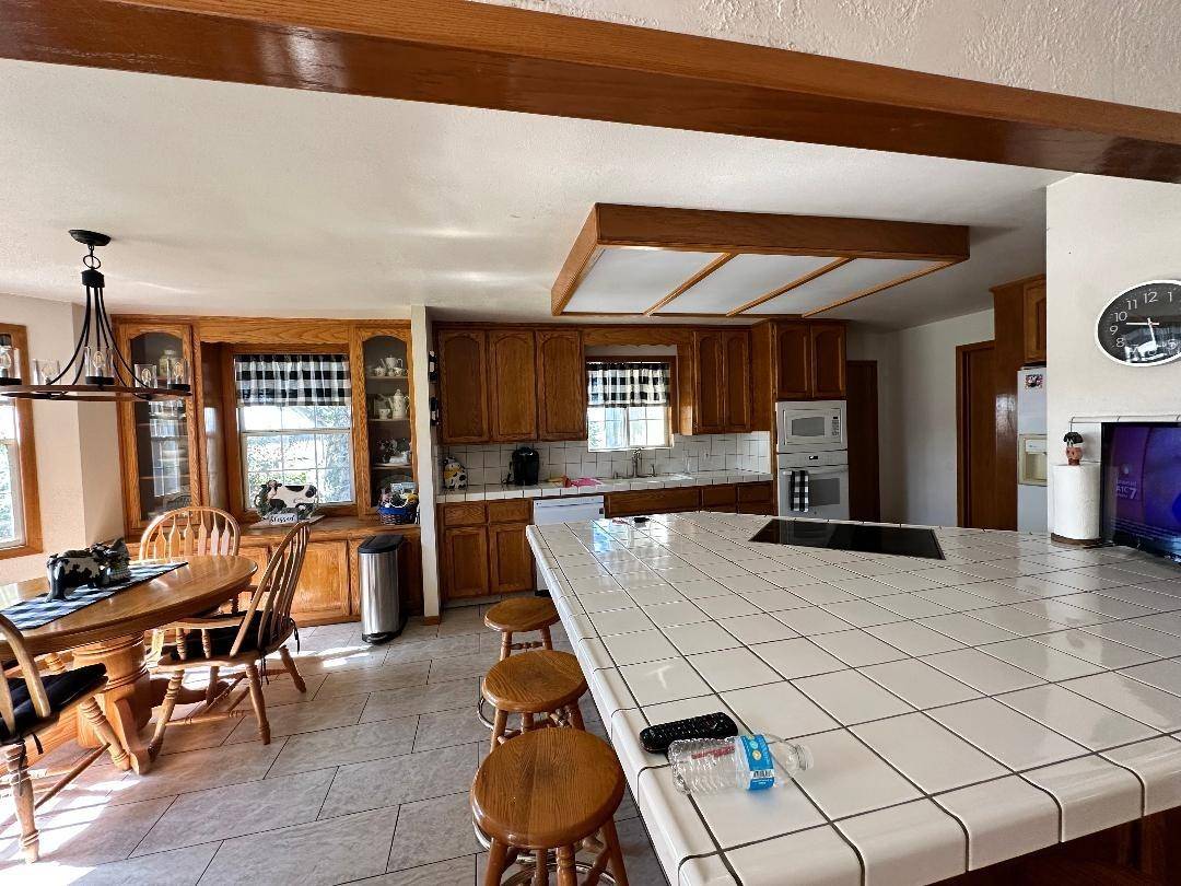 Turlock, CA 95380,619 S Vincent RD