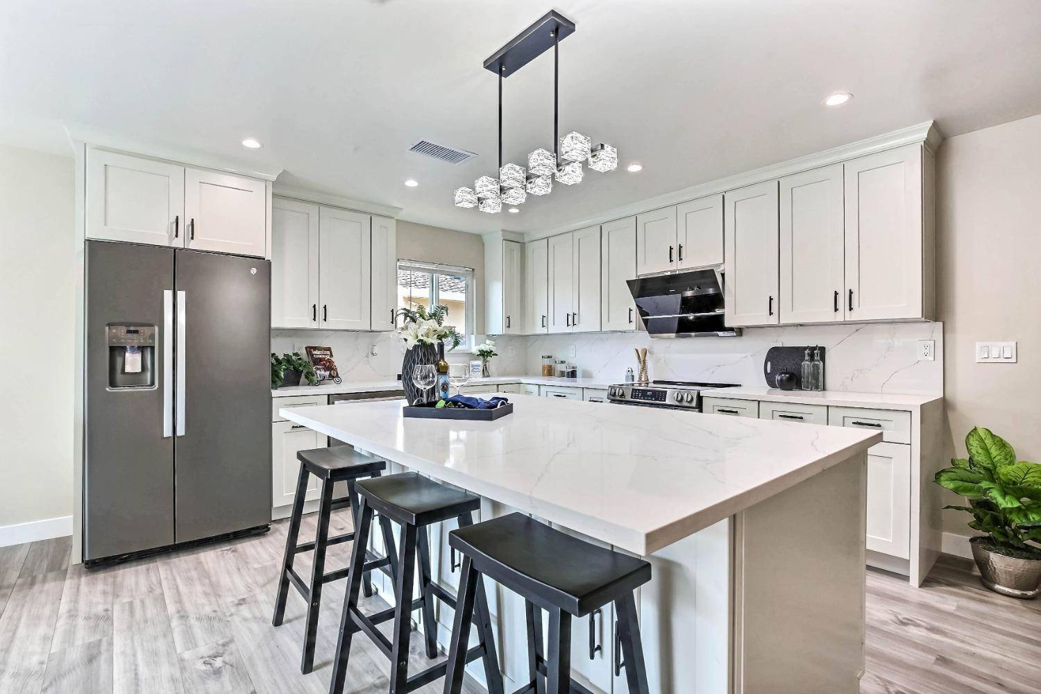 San Jose, CA 95127,217 Chalet AVE