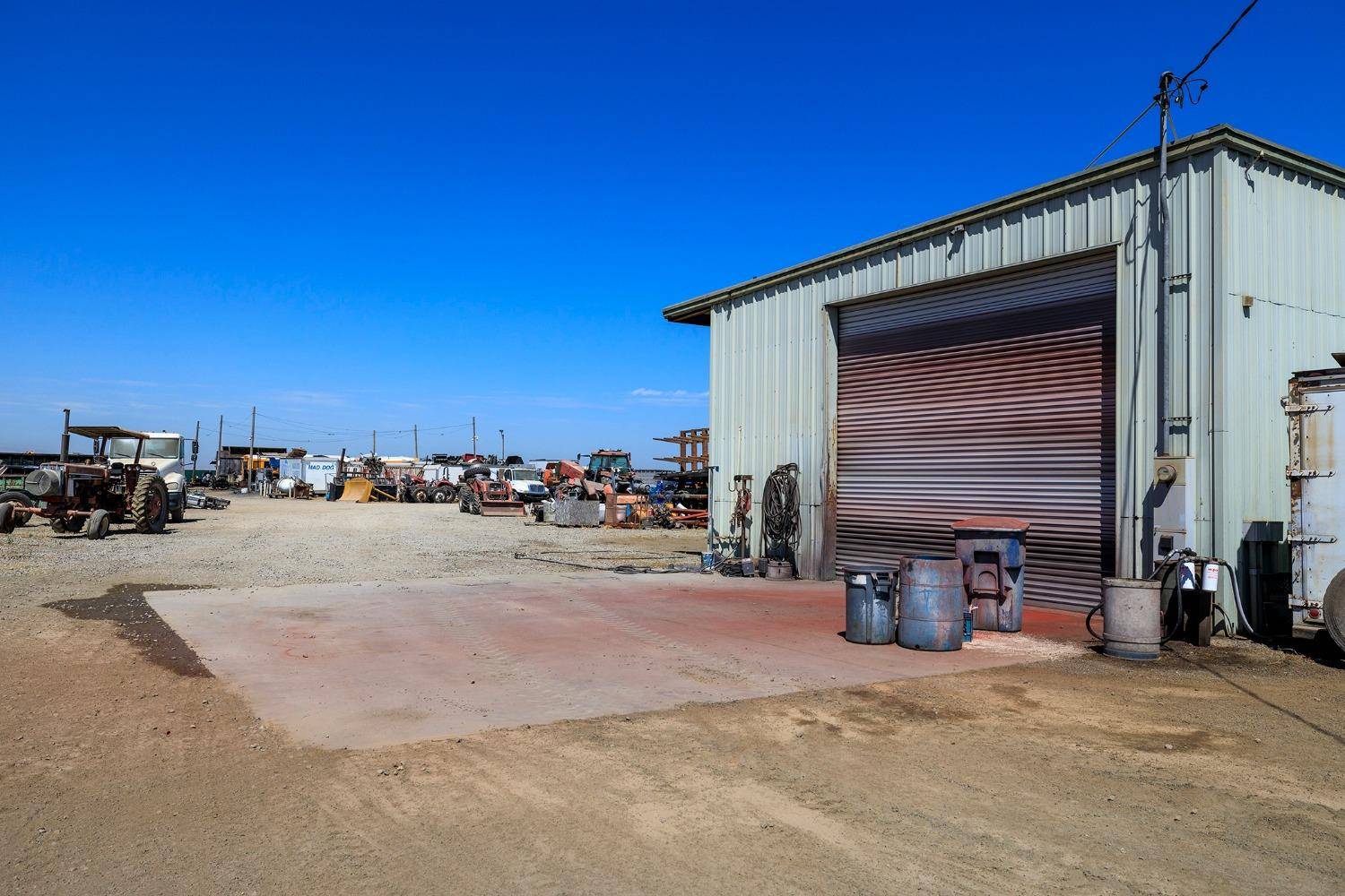 Ceres, CA 95307,7831 Crows Landing RD