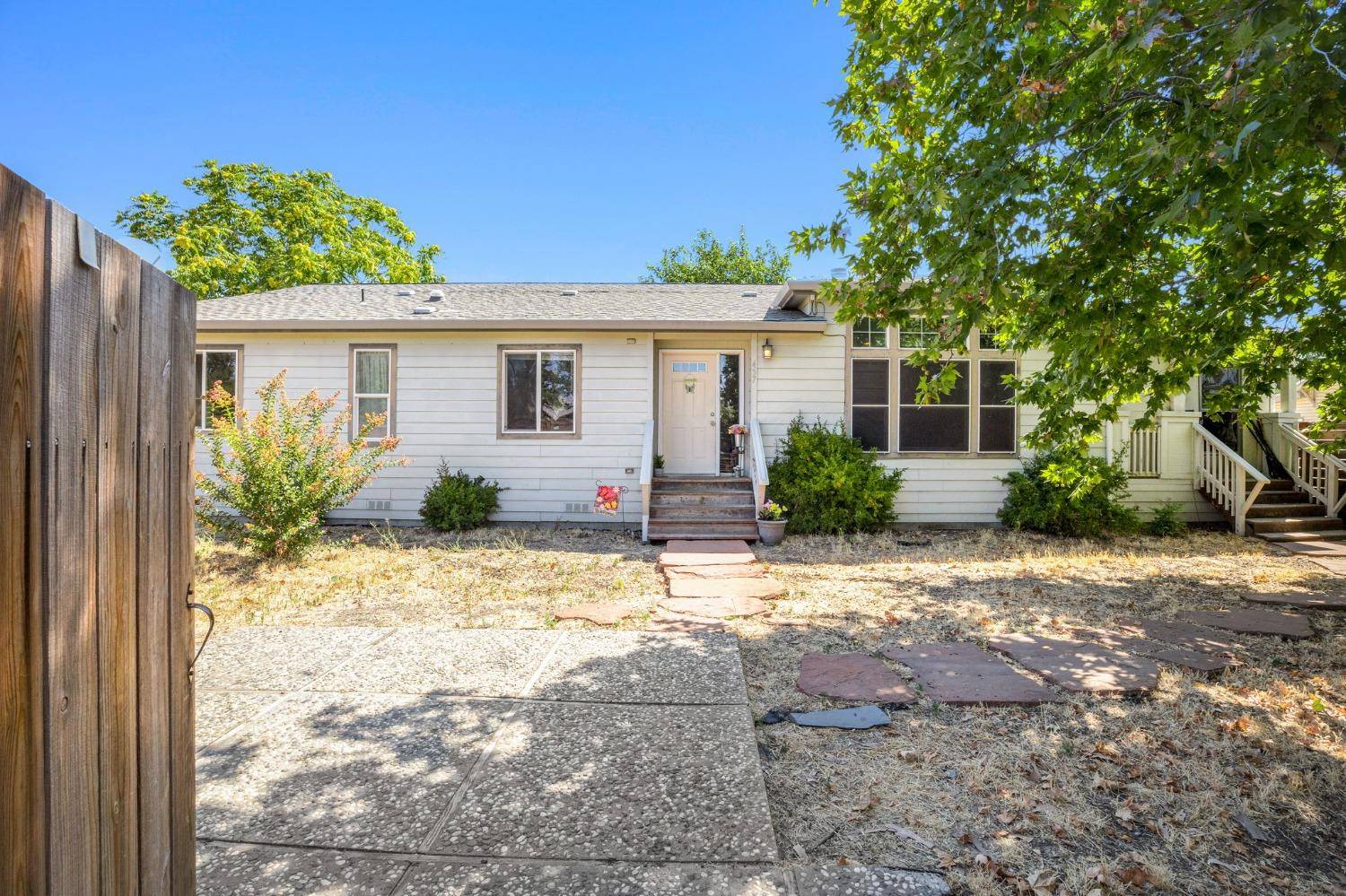 Arbuckle, CA 95912,457 Magnolia ST