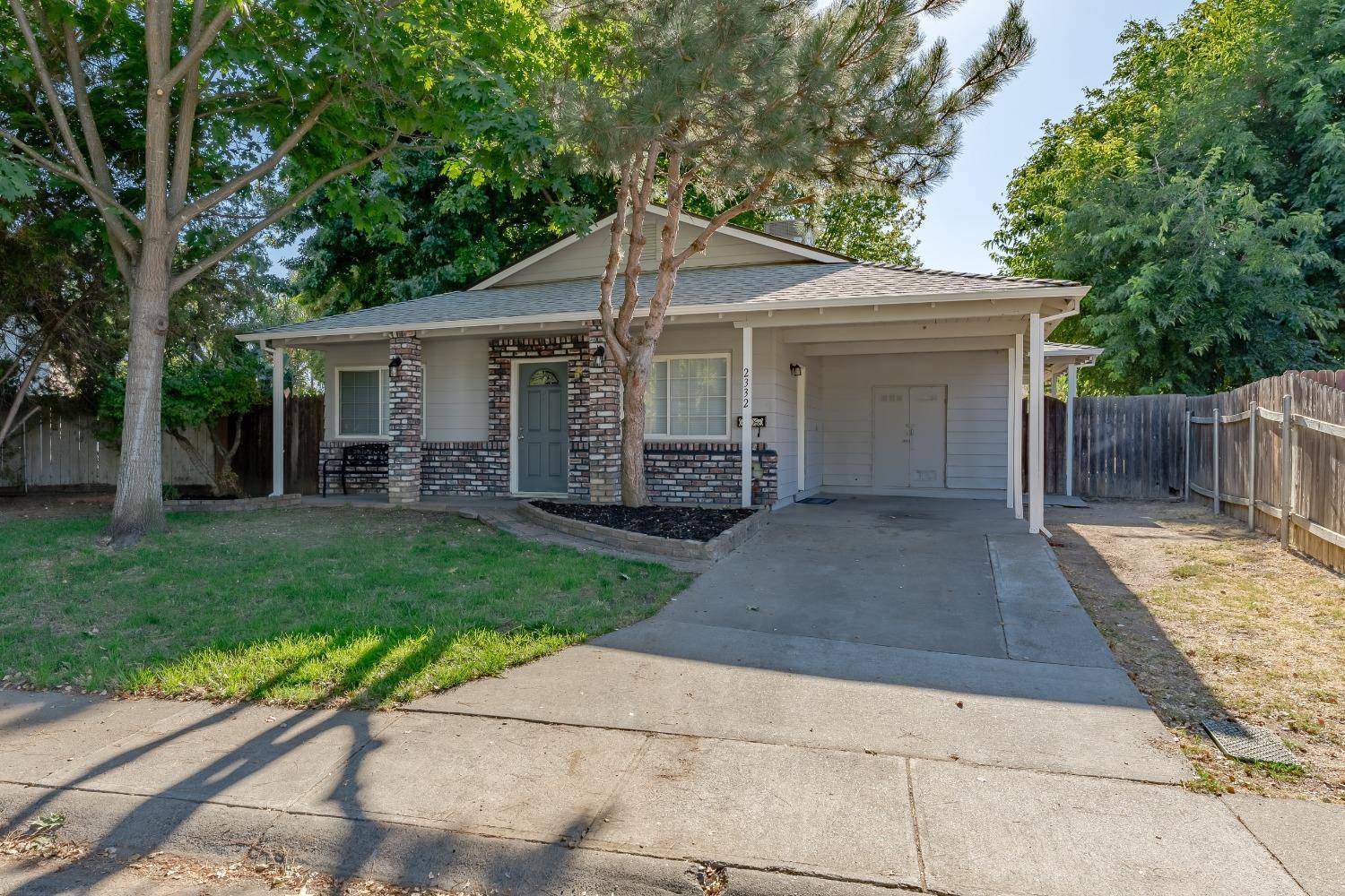 West Sacramento, CA 95691,2332 Diablo ST