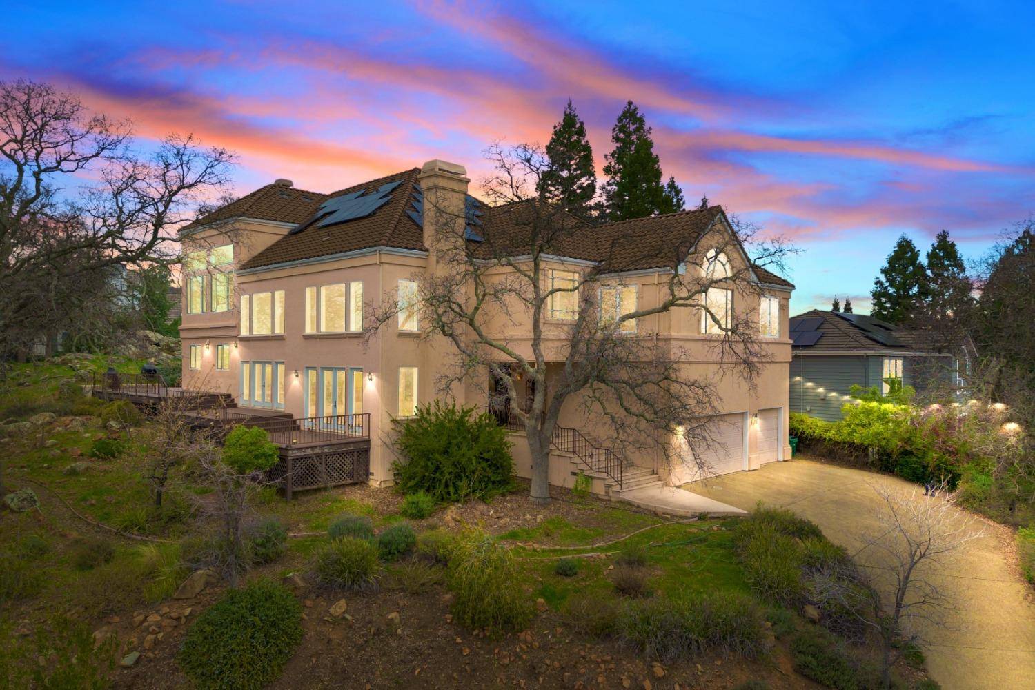 El Dorado Hills, CA 95762,1807 Barcelona CT