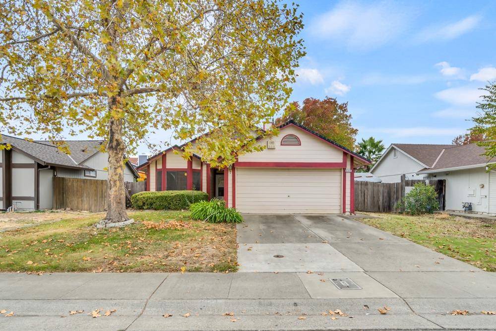 Sacramento, CA 95823,6348 Lochinvar WAY