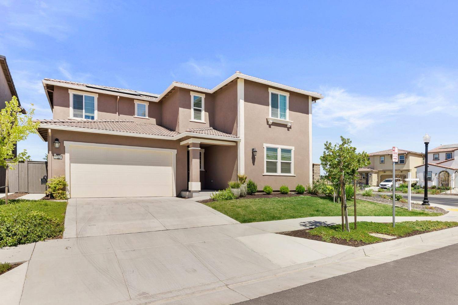 Sacramento, CA 95835,3701 Imogine AVE