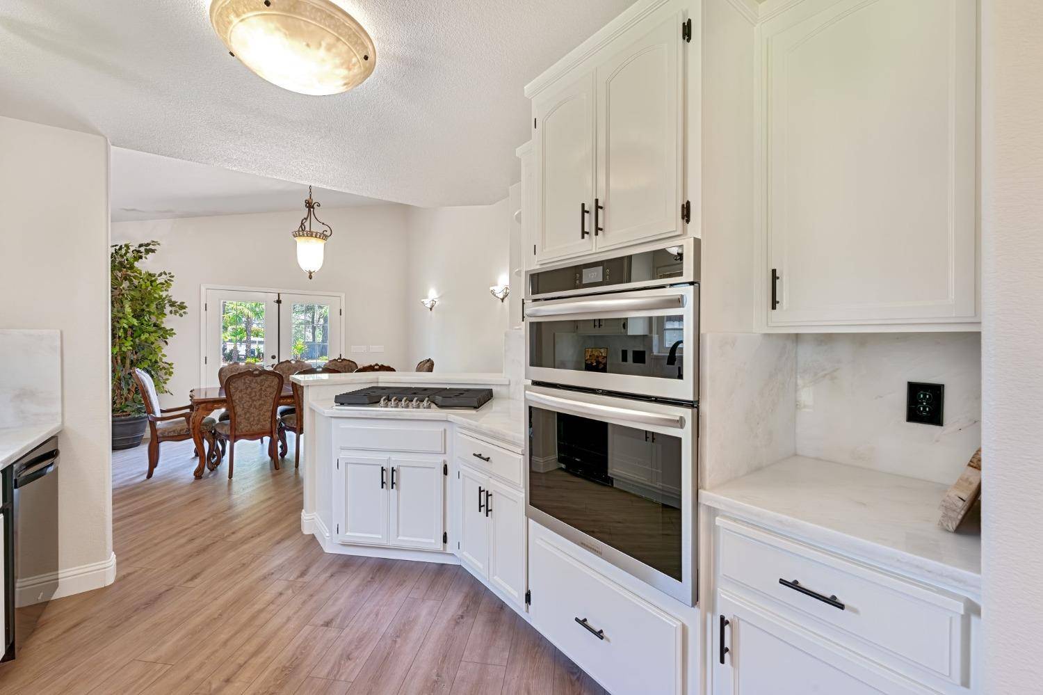 Auburn, CA 95602,11235 Dry Creek RD