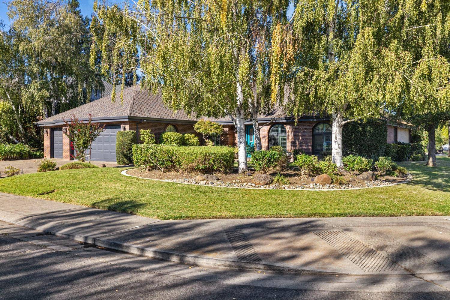 Lodi, CA 95242,1101 Chateau CT
