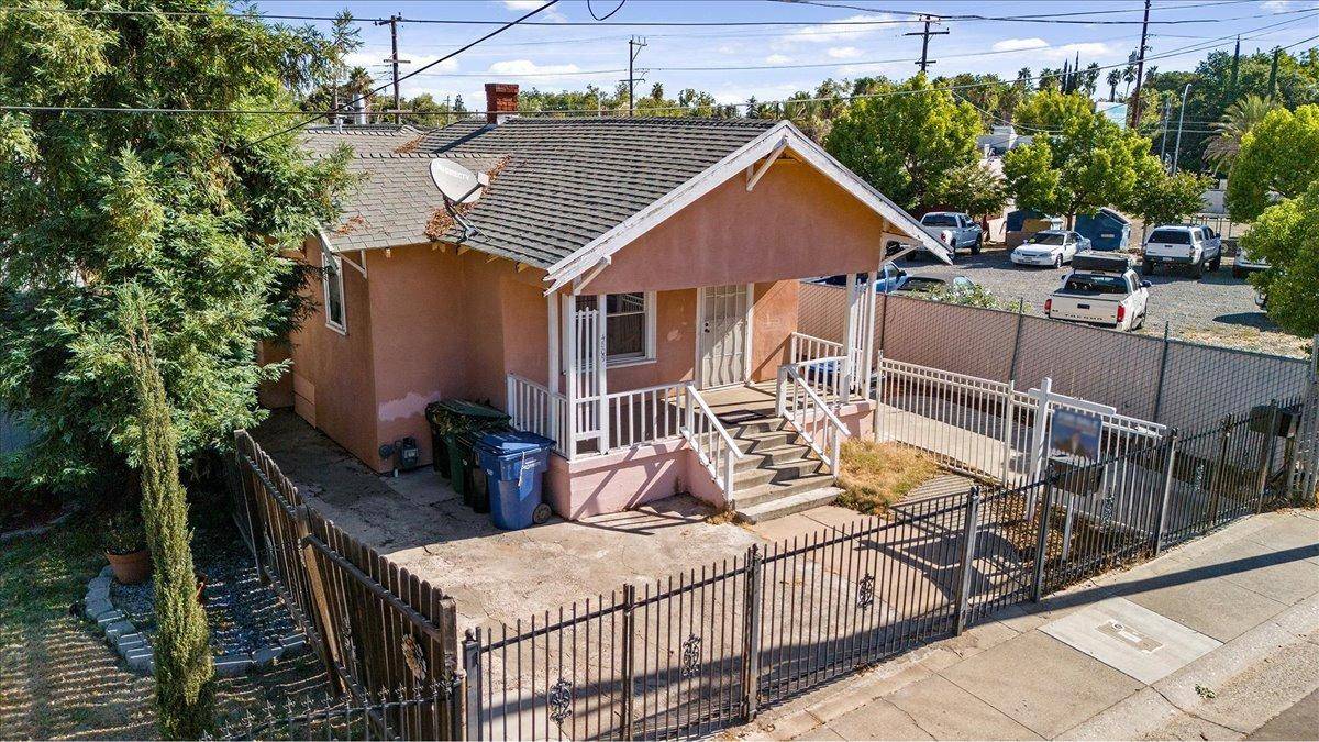 Sacramento, CA 95820,4817 Yosemite AVE