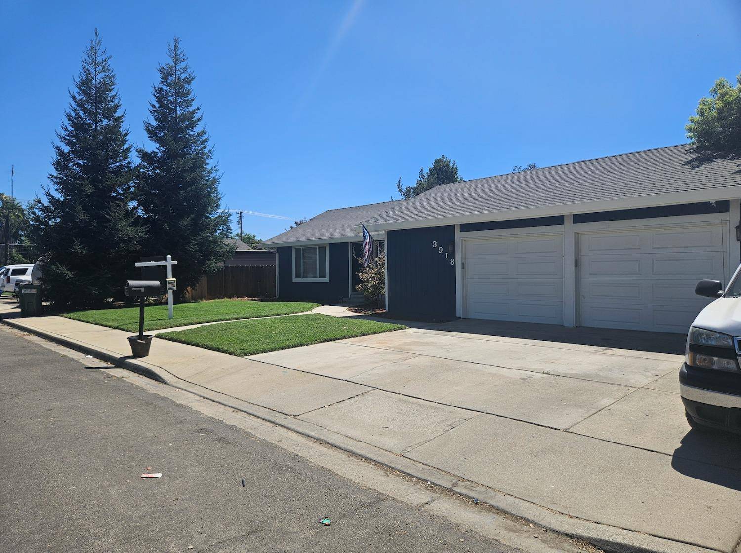 Denair, CA 95316,3918 Juniper DR