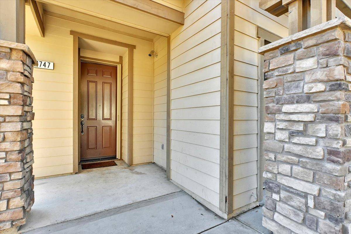 West Sacramento, CA 95691,1747 Trinity WAY