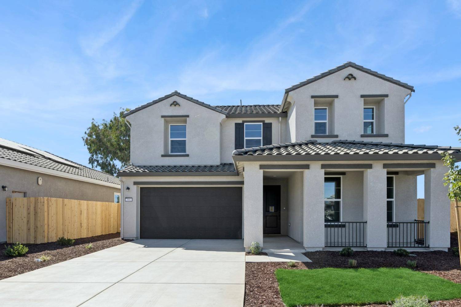 Oakdale, CA 95361,2002 Carmel Ranch CIR