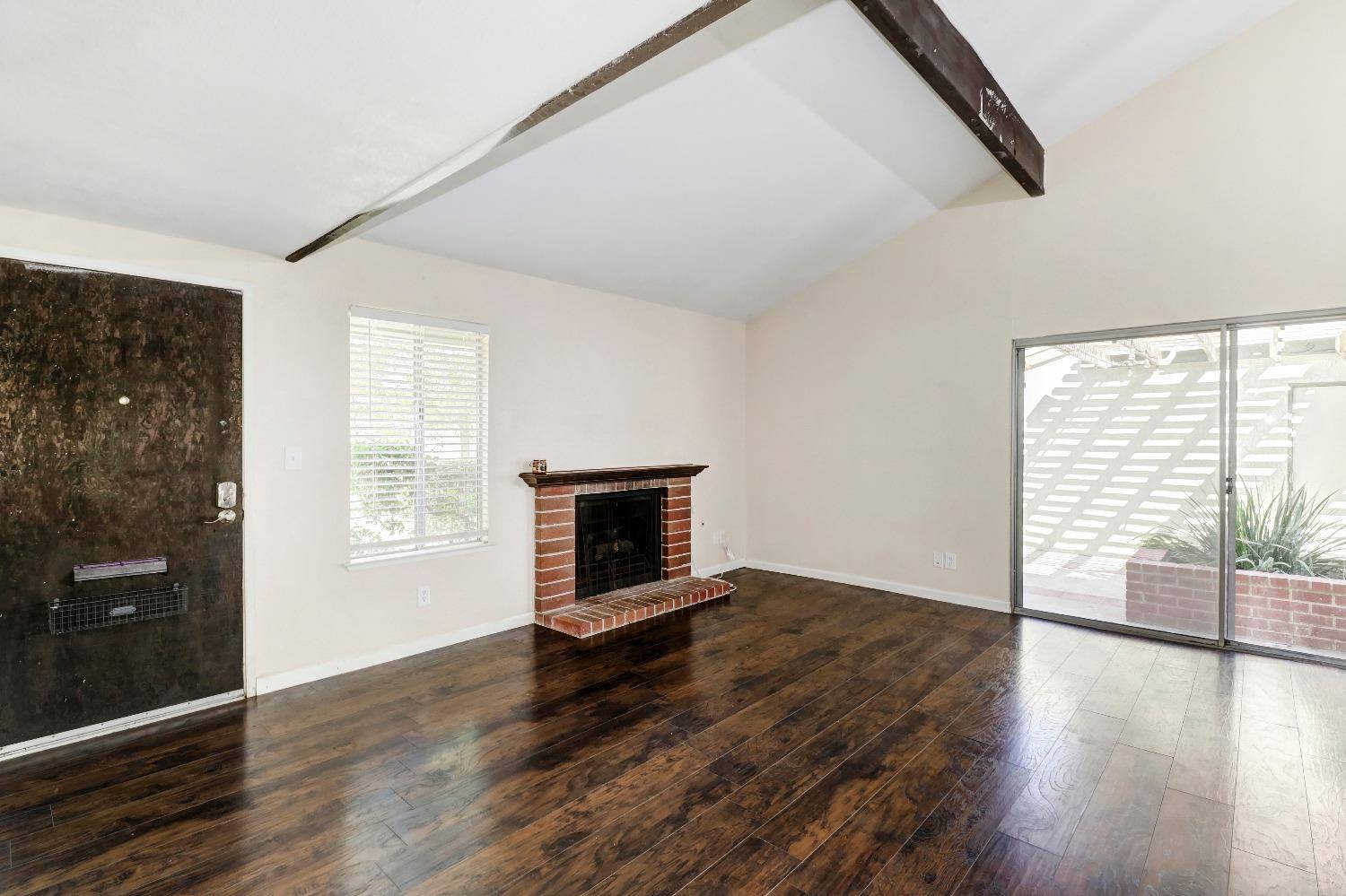 West Sacramento, CA 95691,410 Safflower PL