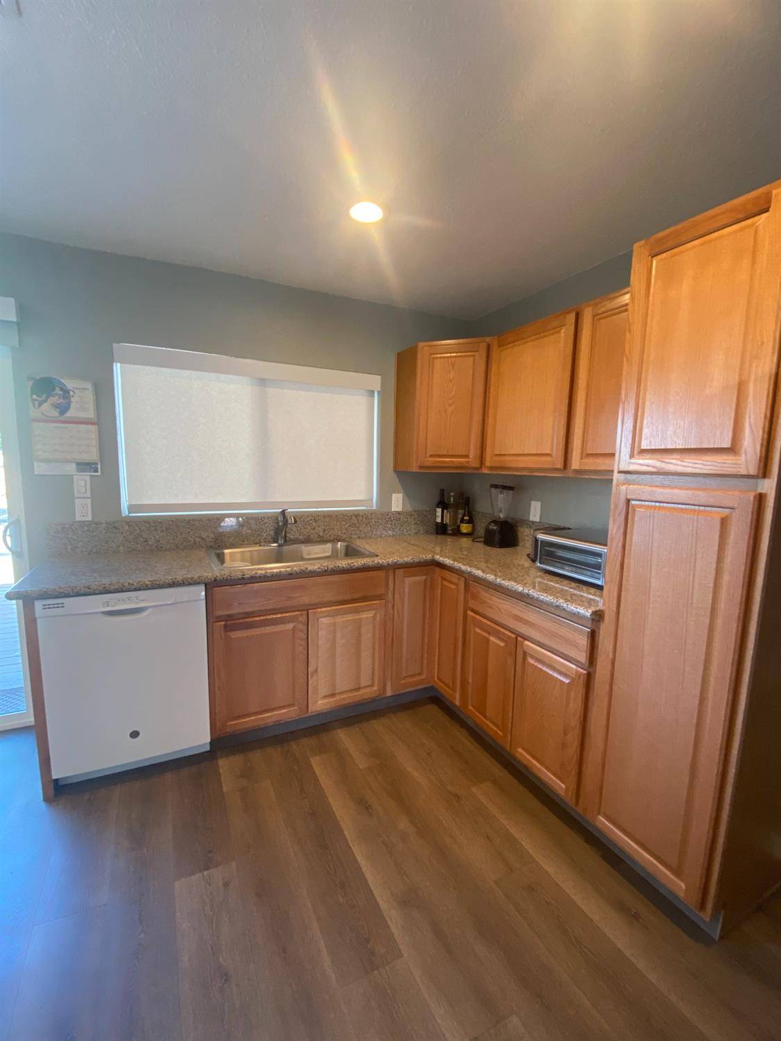 Manteca, CA 95337,135 Stockton ST