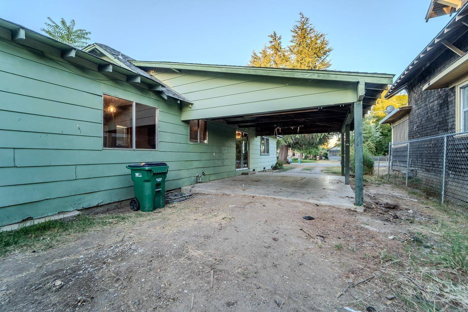 Willows, CA 95988,321 N Sacramento ST