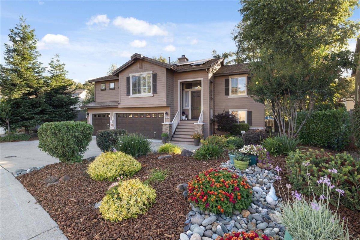 El Dorado Hills, CA 95762,9008 Orchid Shade DR