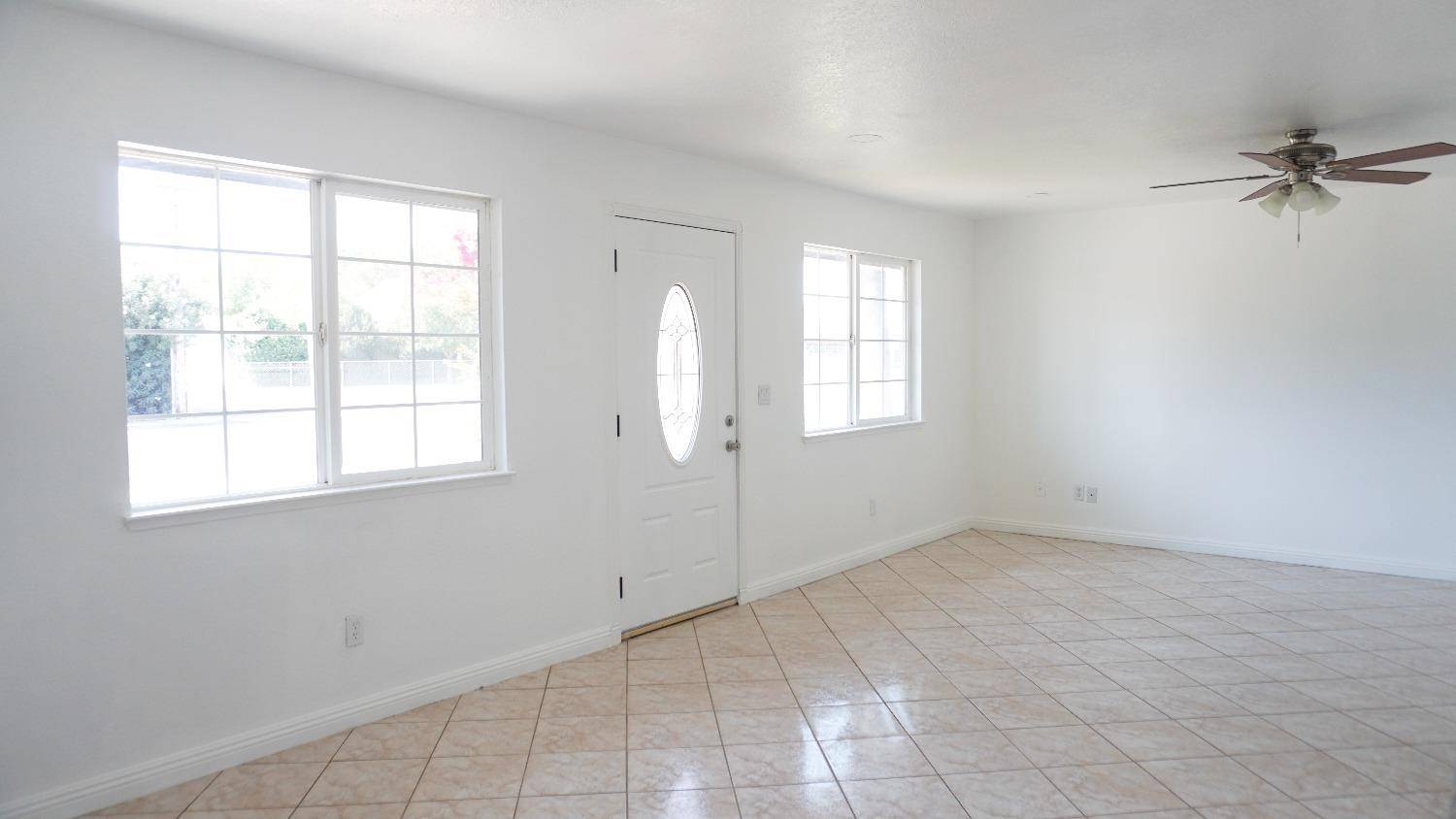 Livingston, CA 95334,1741 Walnut Ave