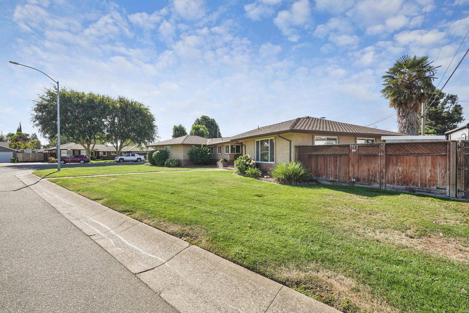 Lodi, CA 95242,1700 Normandy LN