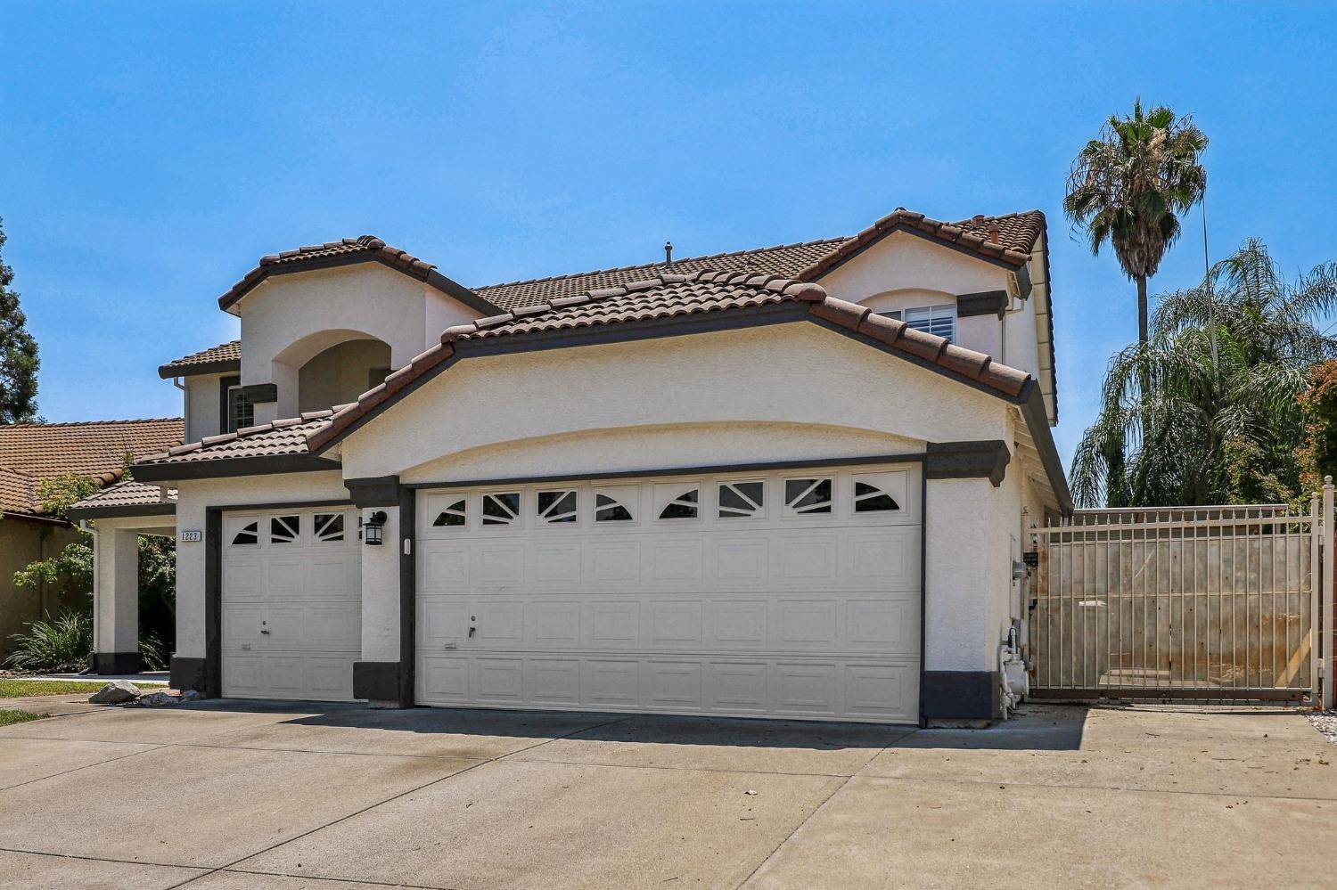 Roseville, CA 95747,1223 Camino Capistrano