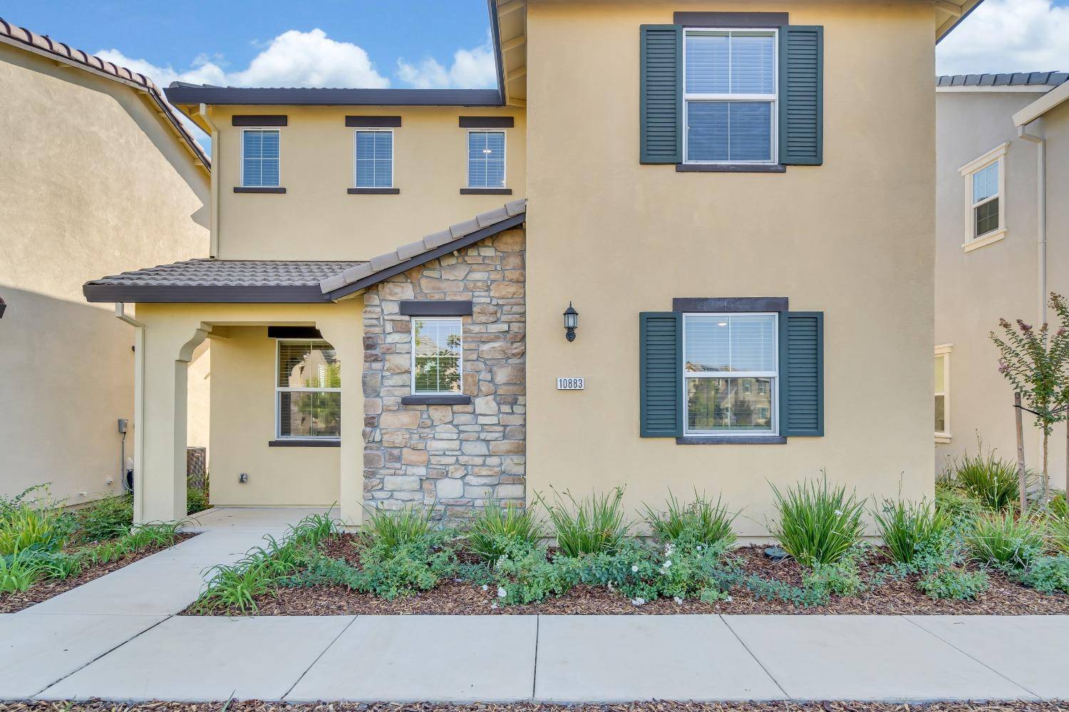 Rancho Cordova, CA 95670,10883 Portico Cir