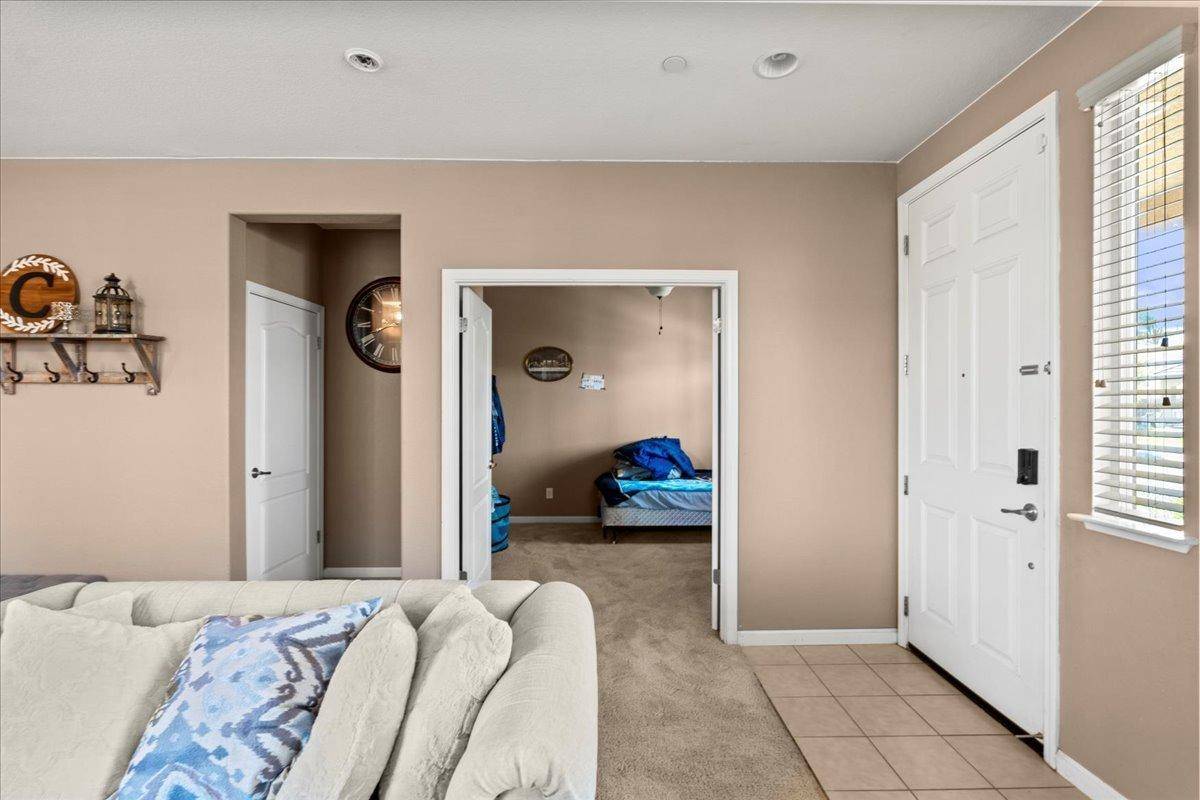 Esparto, CA 95627,17001 Campos DR