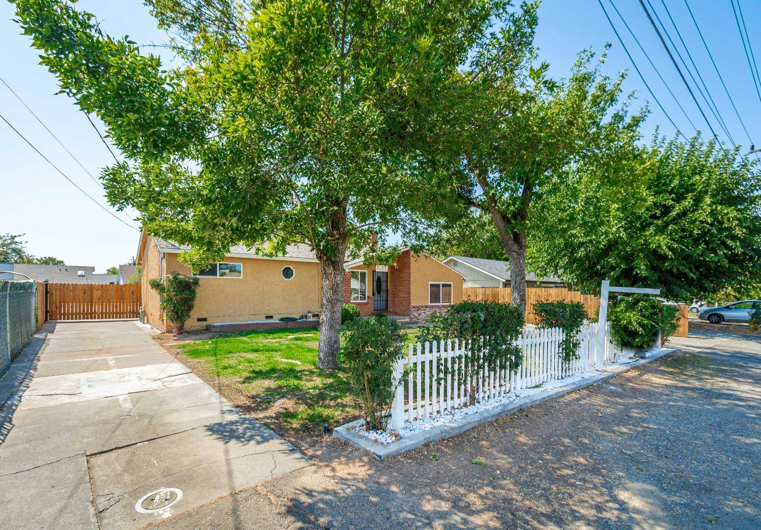 Rio Linda, CA 95673,432 Q ST