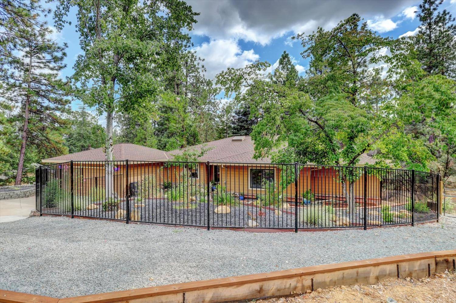 Grass Valley, CA 95949,11659 Pamela DR
