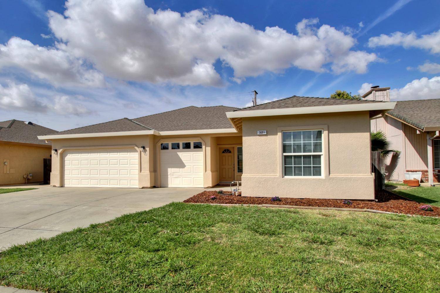 Rio Linda, CA 95673,321 Ginny WAY