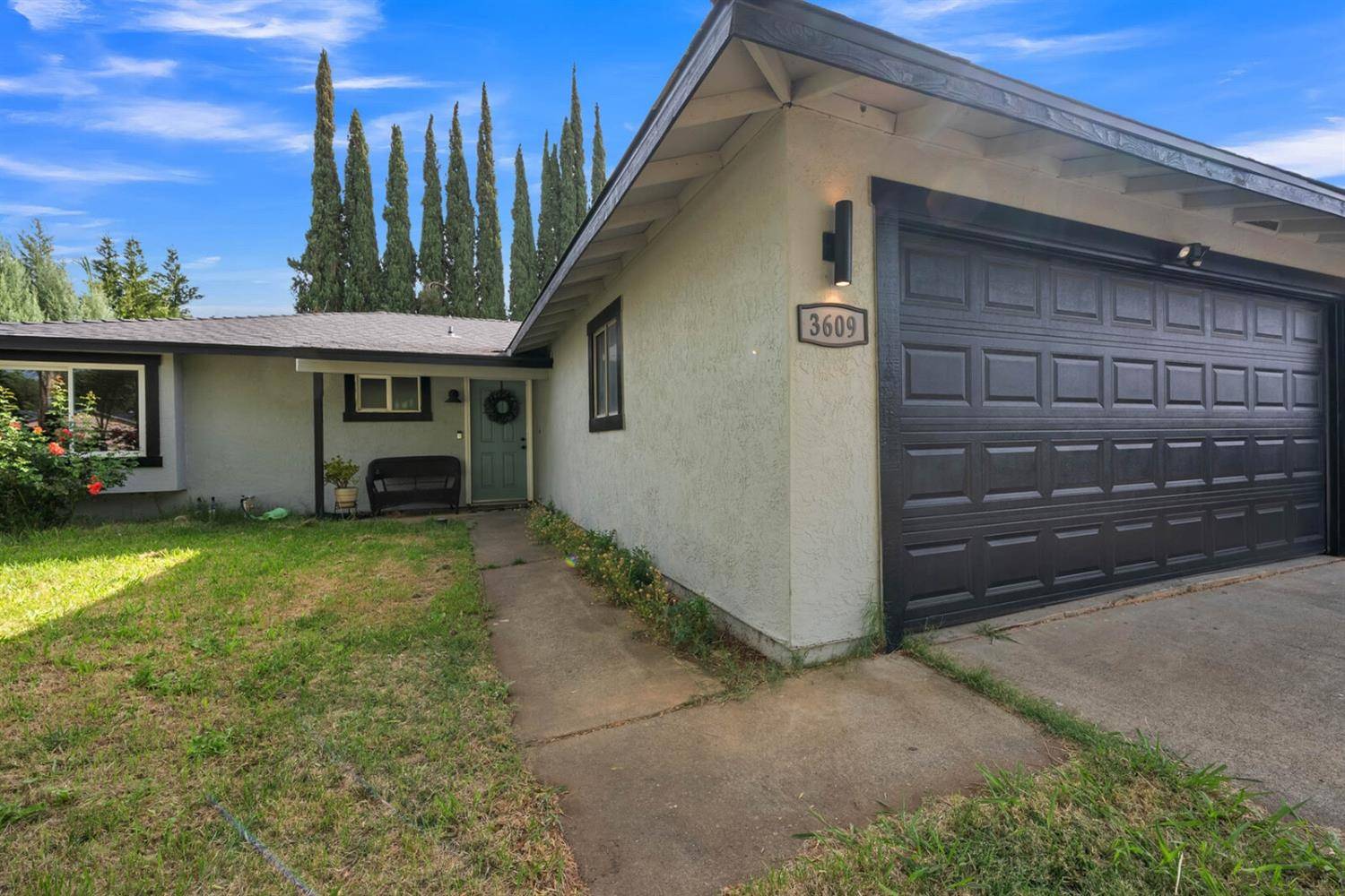 Sacramento, CA 95827,3609 Sarament CT