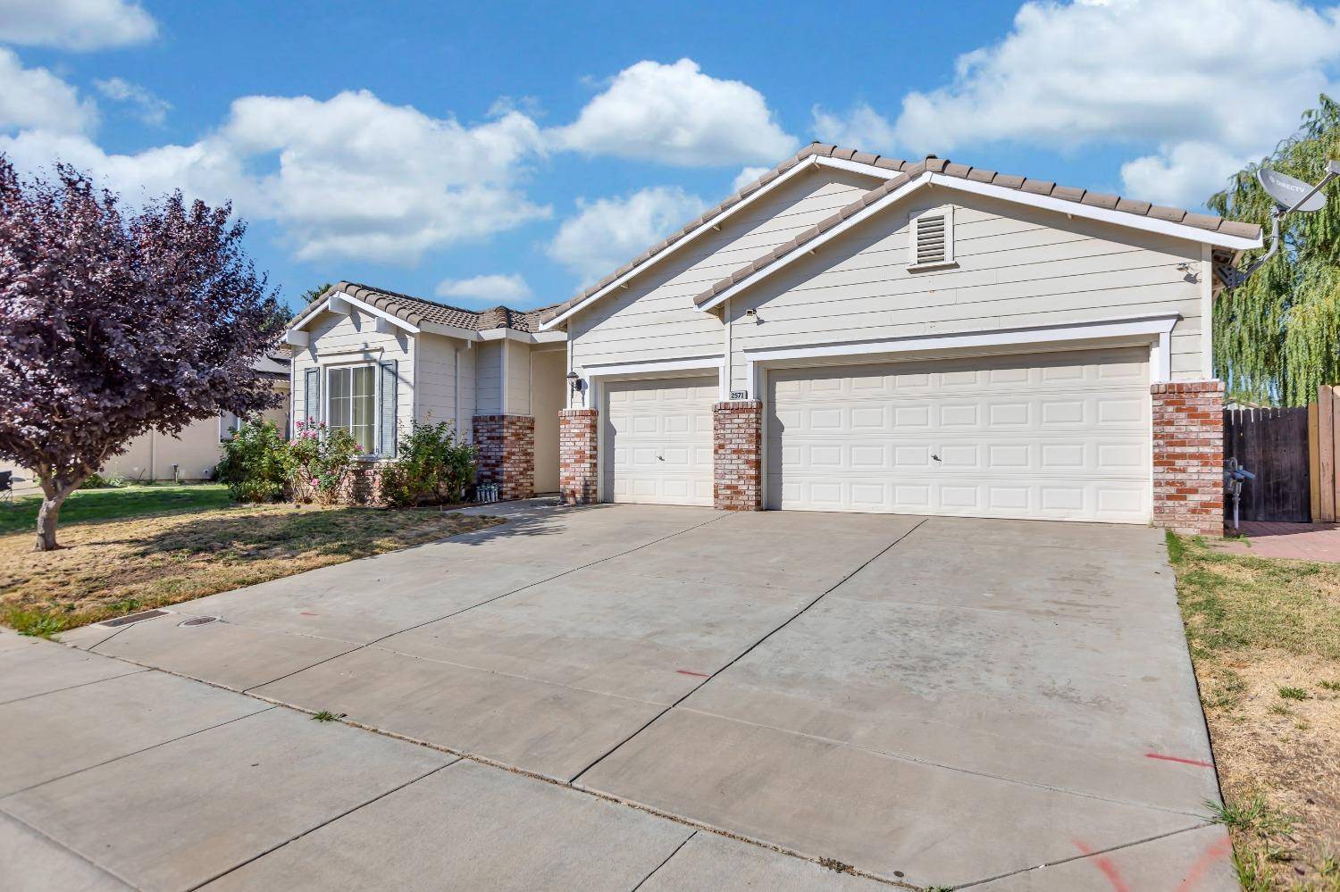 Stockton, CA 95206,2571 Crestmore CIR