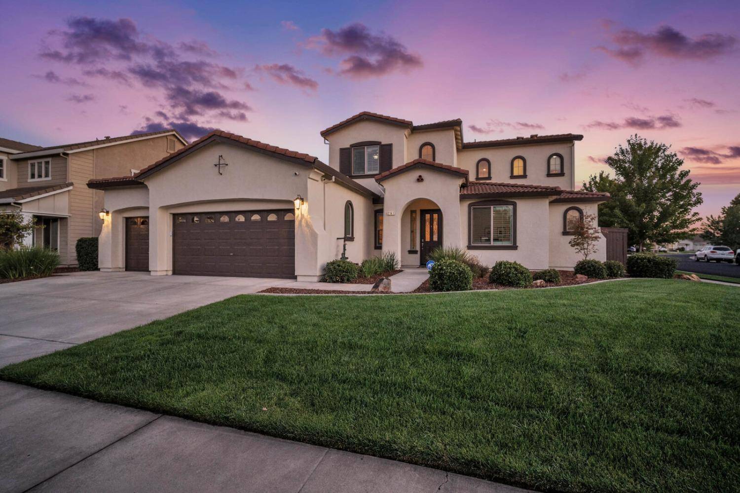 Roseville, CA 95747,2361 Corin DR