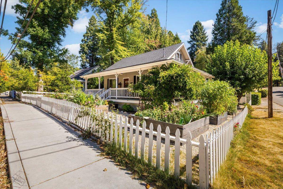 Nevada City, CA 95959,502 Nevada ST