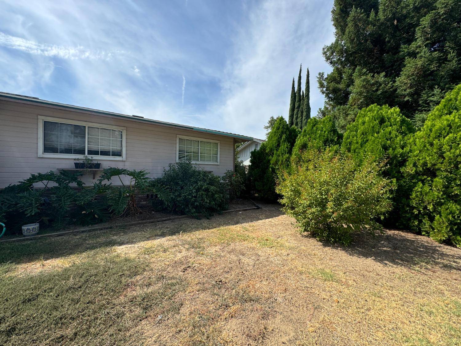 Yuba City, CA 95993,394 Neil DR