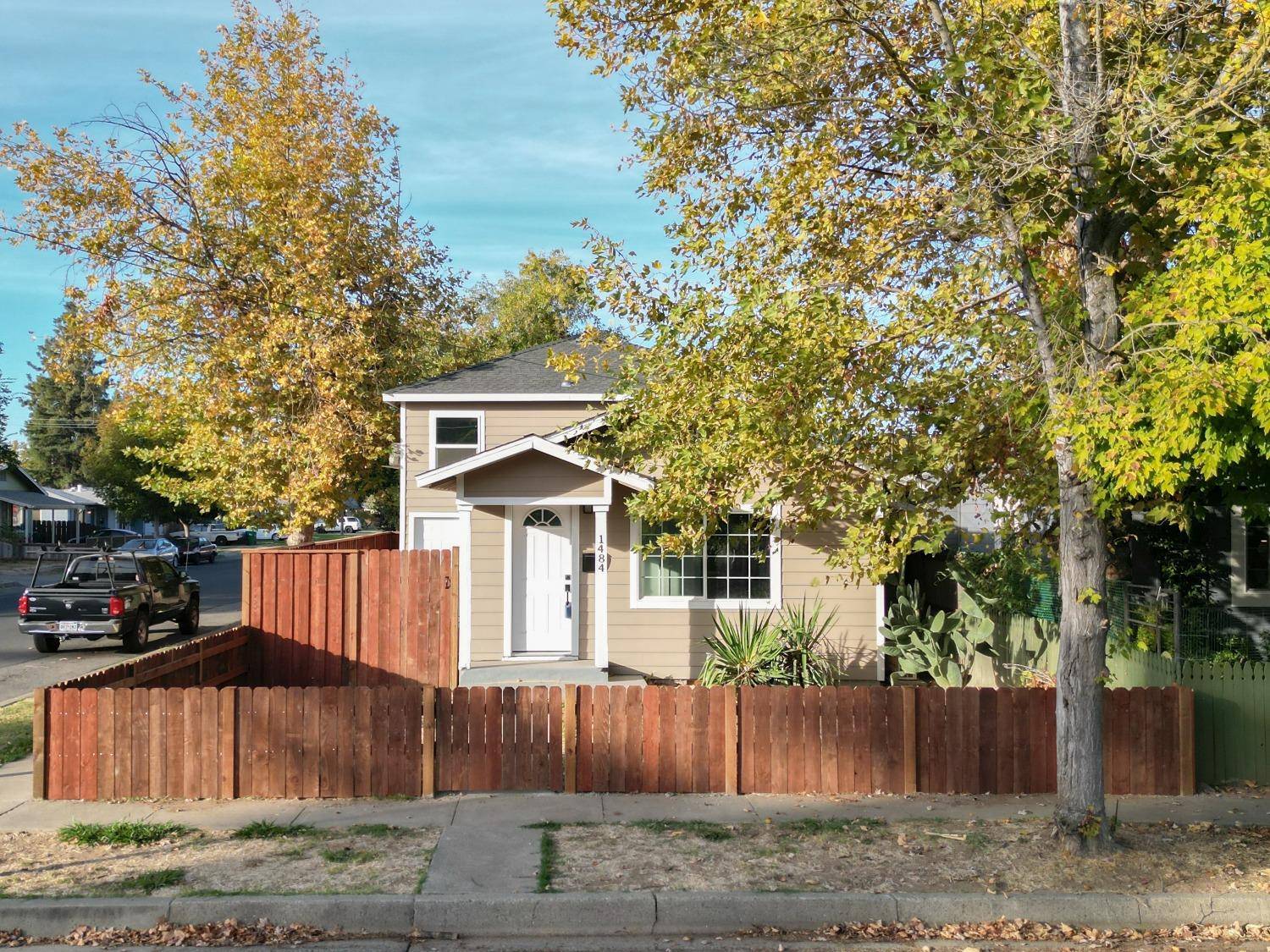 Gridley, CA 95948,1484 Peach ST