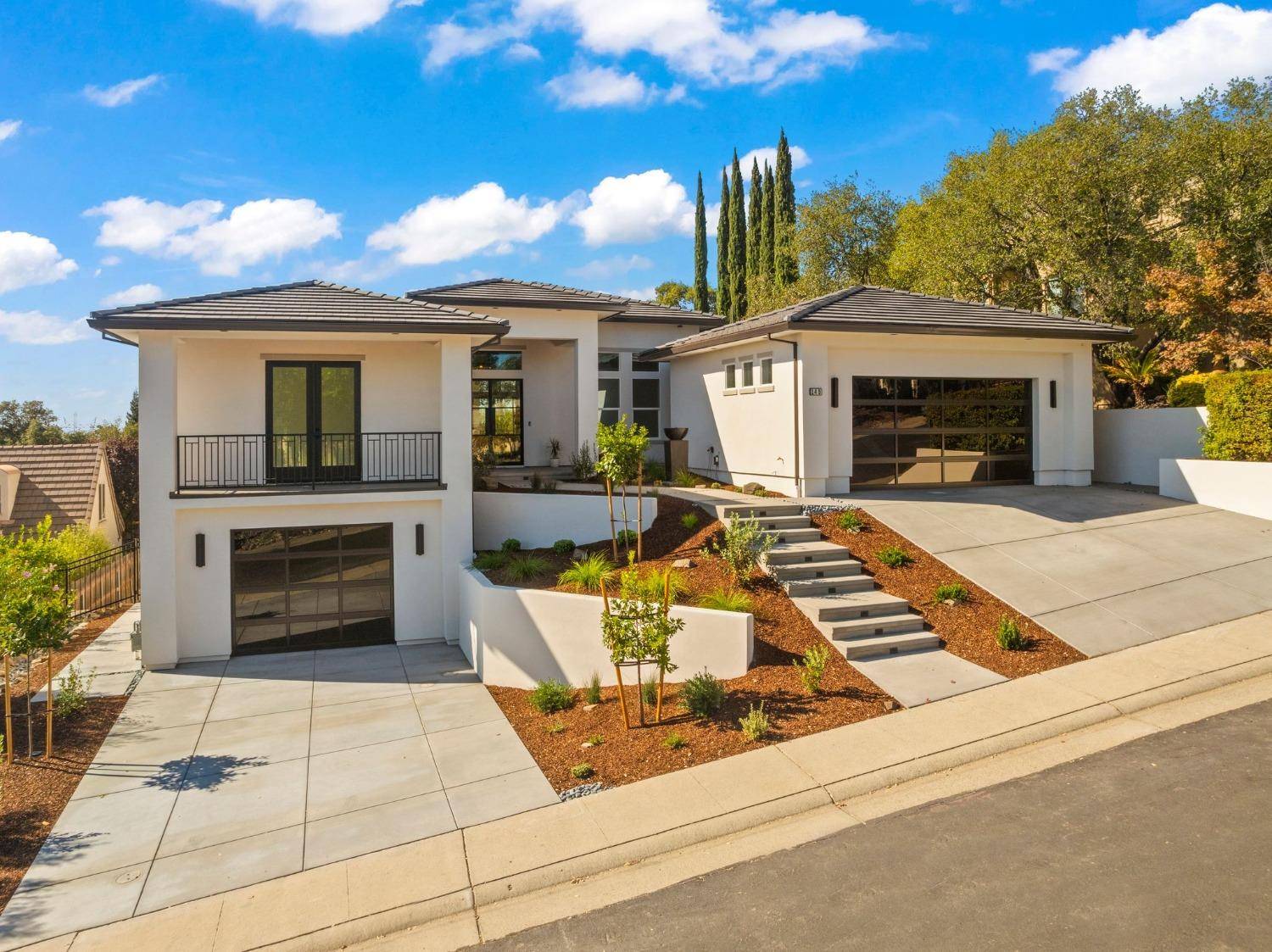 Folsom, CA 95630,149 Flat Rock CT