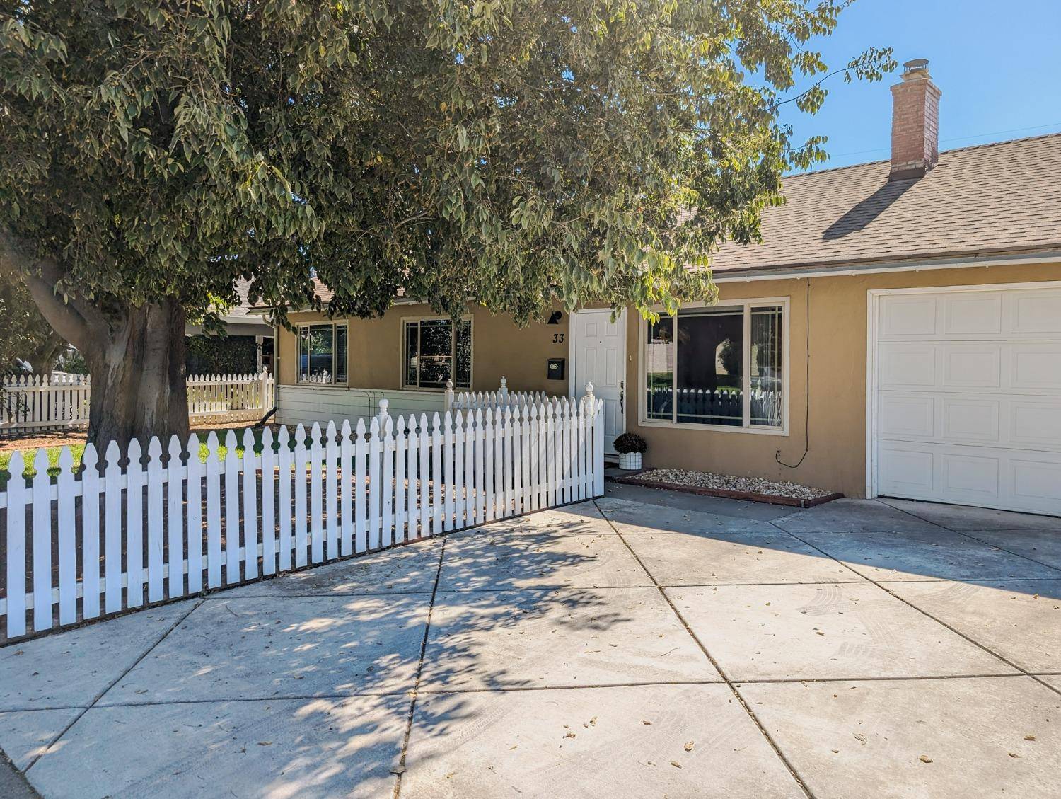 Woodland, CA 95695,33 W Beamer ST