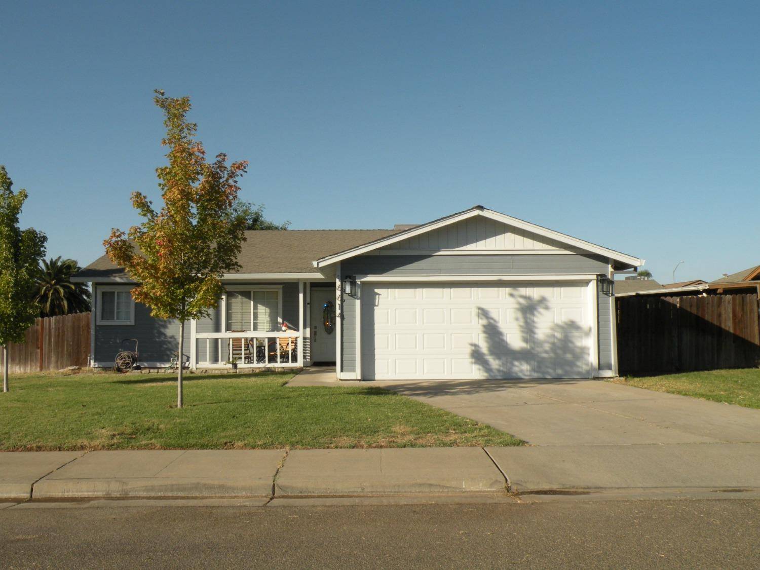 Delhi, CA 95315,16614 Carob CT